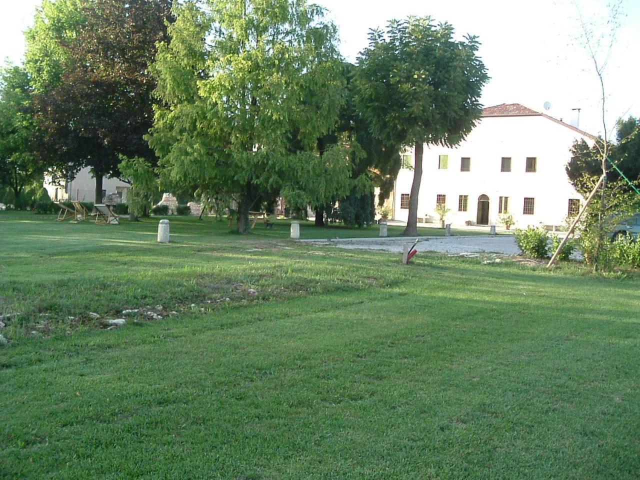 Agriturismo La Sophora Montegaldella Kültér fotó