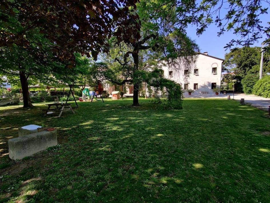 Agriturismo La Sophora Montegaldella Kültér fotó